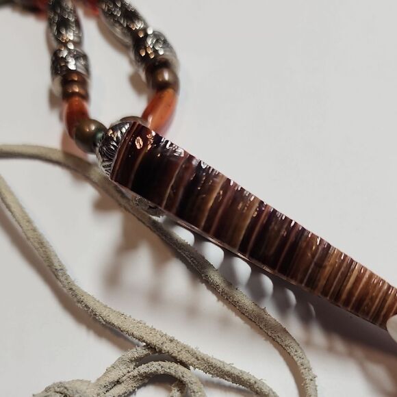 Bohemian Shell Pendant Necklace with Silver Accents - Picture 4 of 5